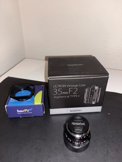 Voightlander Ultron 35mm F2 Aspherical Type II Leica M Mount bundle
