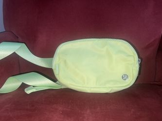 Lulu Lemon Belt Bag 