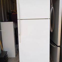 GE Refrigerator