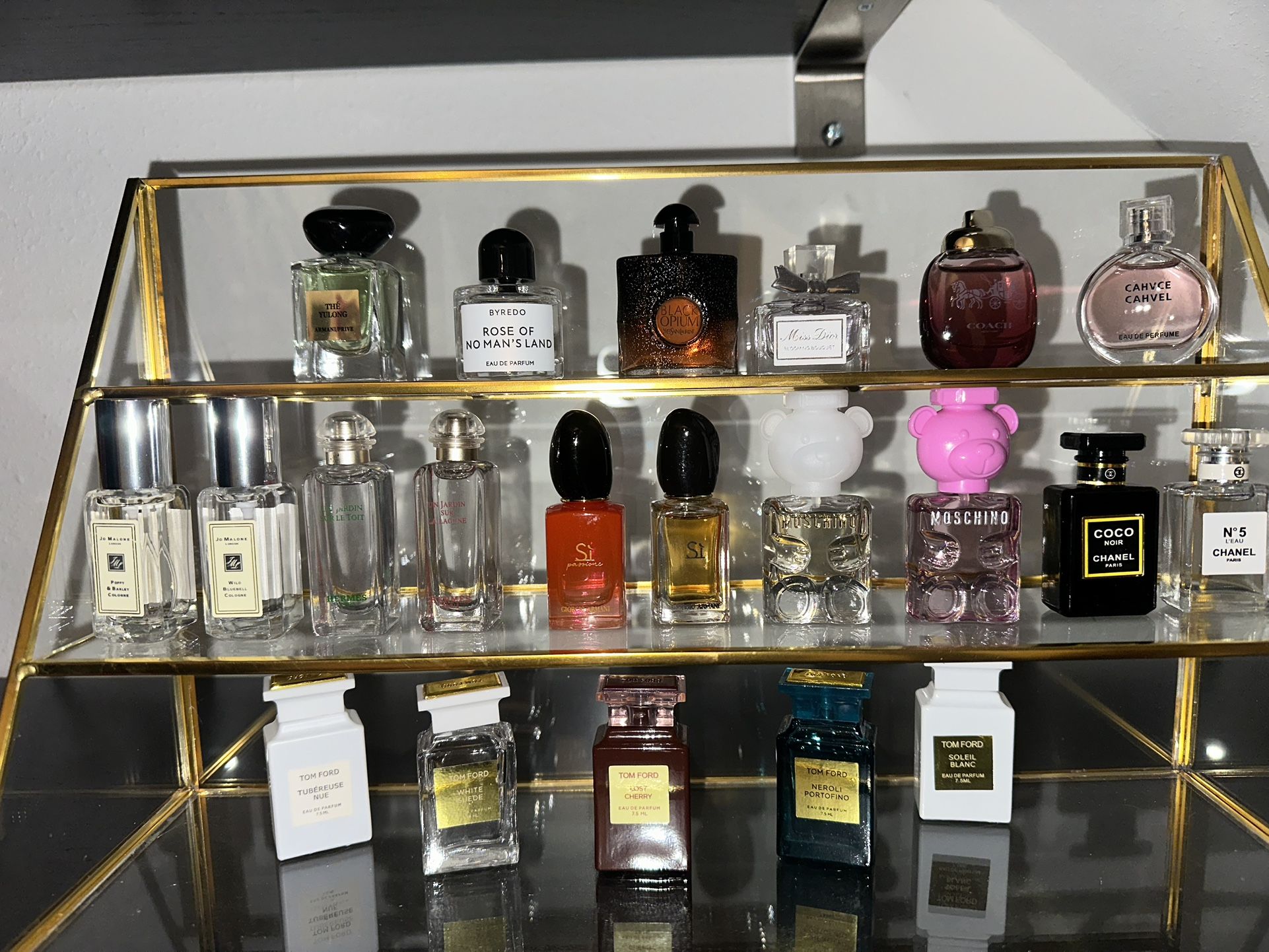 Mini Perfume And Mini Glass Display Shelf