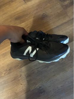 New balance baseball shoes