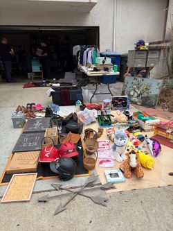 Yard sale in Chula Vista