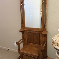 Antiques Mirror Chair