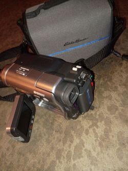 Sony Camcorder Optical 20x Zoom with case