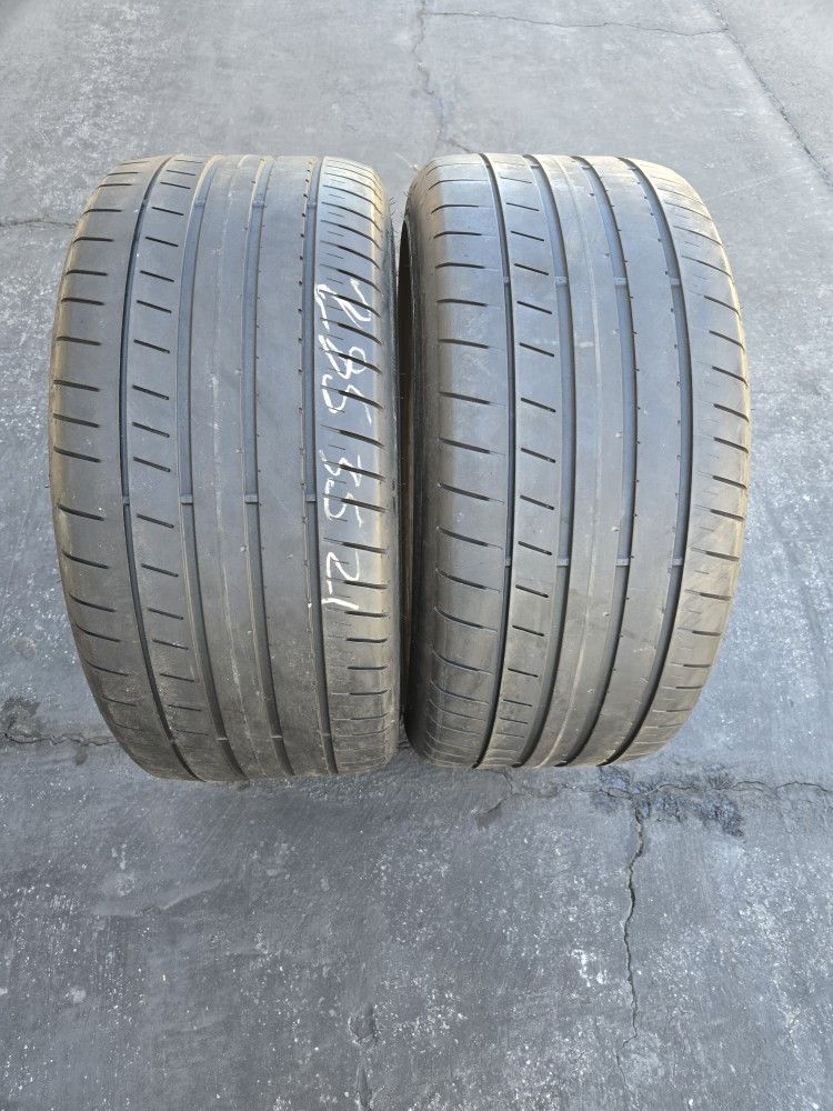 2. Tires. 285. 35. 21. Dunlop Sport Maxx