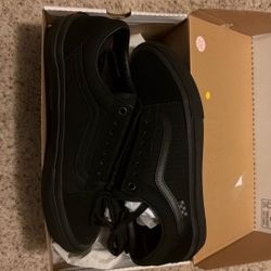 Vans Black Shoe 9.5 Men’s 