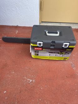 NEW Ryobi  RY3818 18 in. 38cc 2-Cycle Gas Chainsaw with Heavy-Duty Case