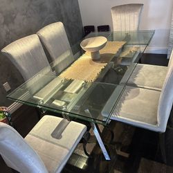  Glass Dining Table (expandable)With 6 Chairs 