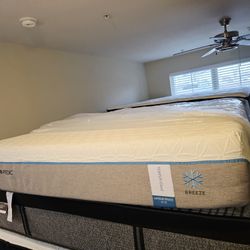 Mattress King Size Tempur Pedic Luxe Breeze 