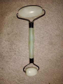 Jade facial roller