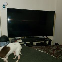 Black Samsung Series 7 Curve UHD 4K Smart TV 55"