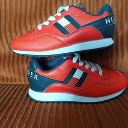 Zapatos 11C De Niño Tommy for Sale in Angeles, CA - OfferUp