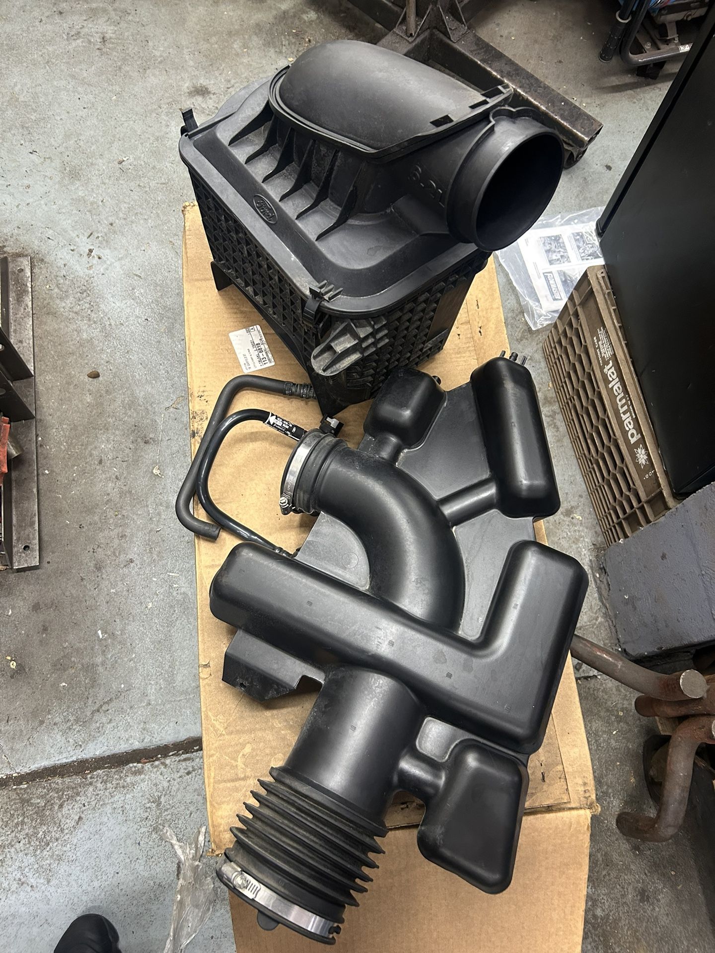 2017-2019 Ford F-250/ F-350 6.2L OEM Intake