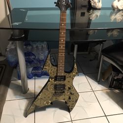 B.C Rich Body Art Wit Case