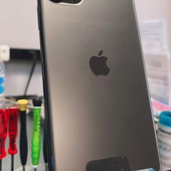 Iphone 11 PRO MAX UNLOCKED 