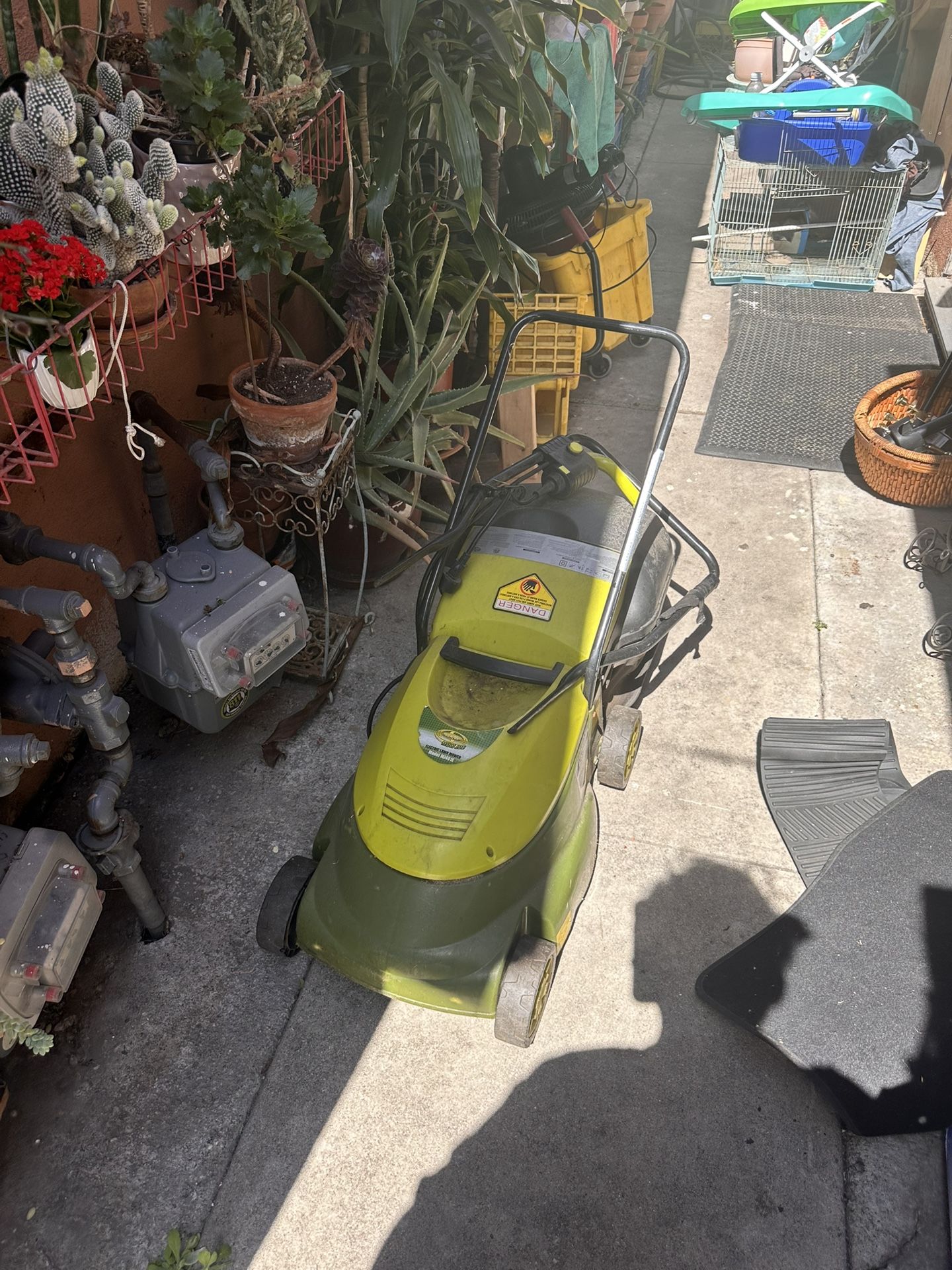 Electric Lawn Mower