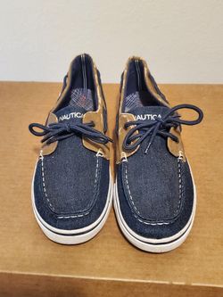 Nautica 'Galley' Boy's Size 6  Blue Lace Up Moc Toe Casual Boat Shoes