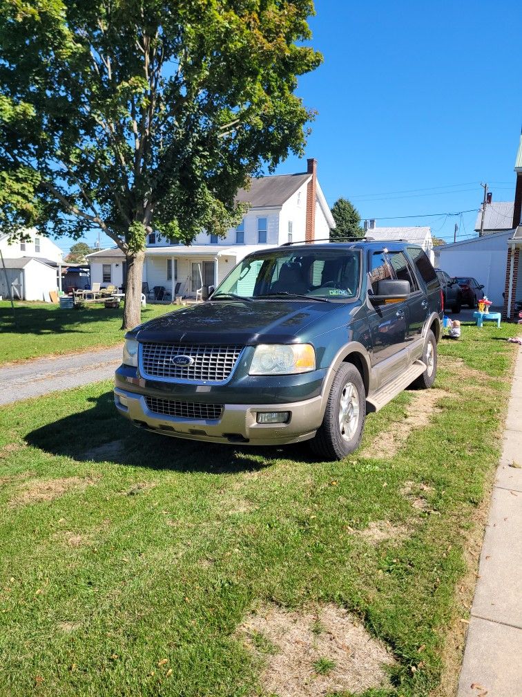 2004 Ford Expedition