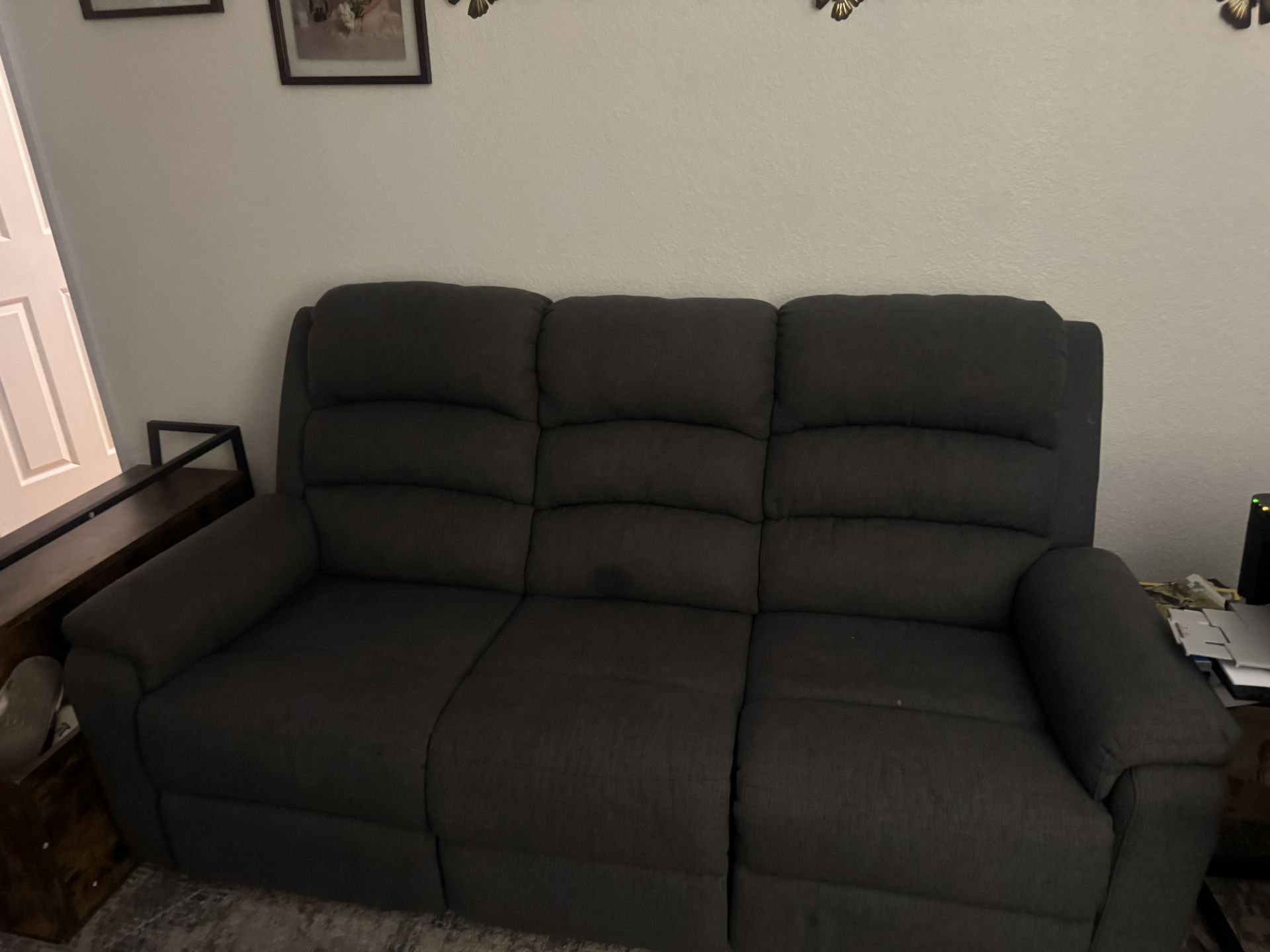 Sofa Recliner 1yr Old 