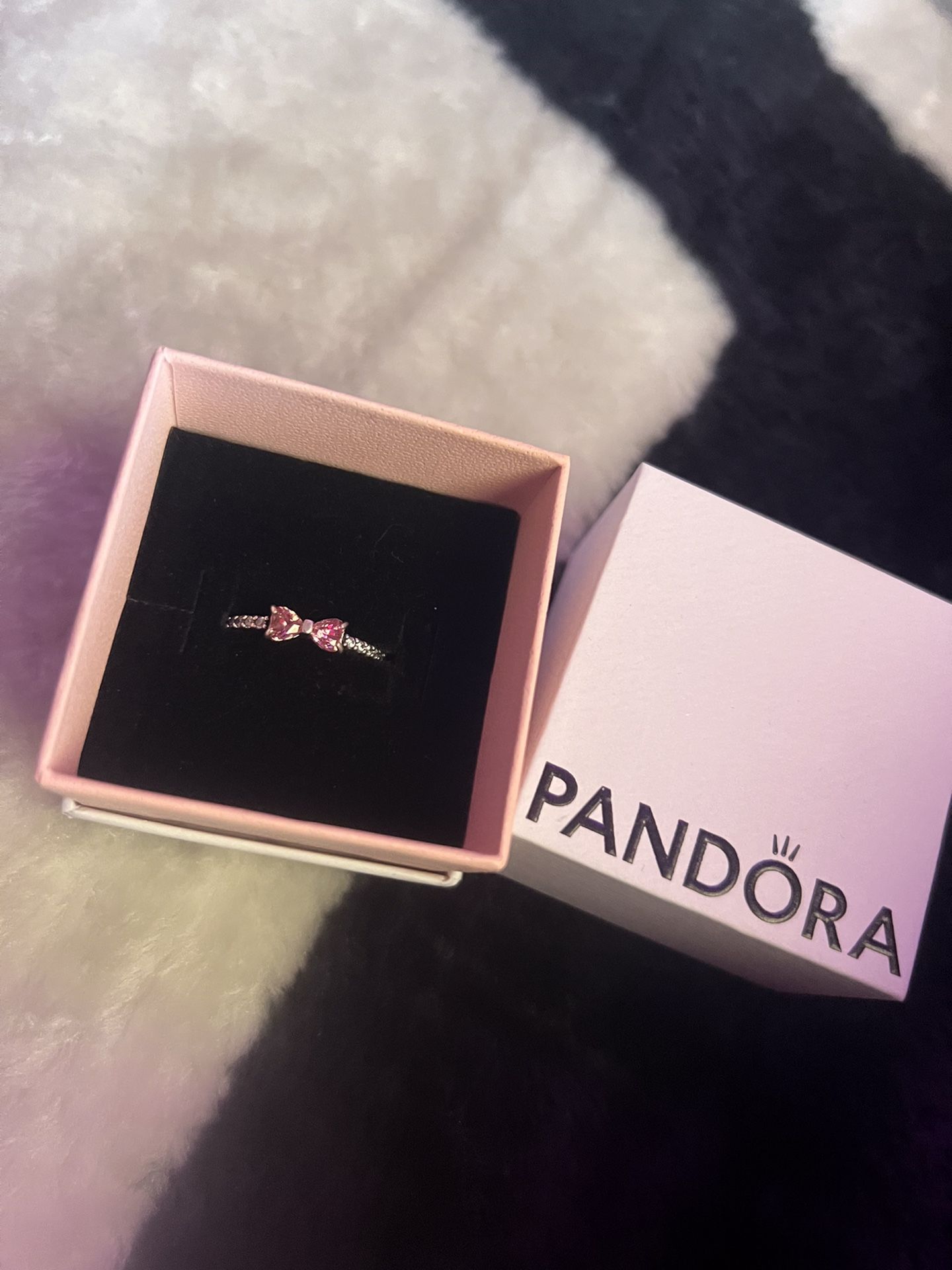 Pandora Sparkling Pink Bow Ring Sterling silver