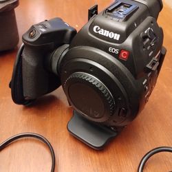 Canon C100 Cinema Camera 