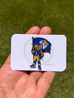Horns UP (Los Angeles Rams)