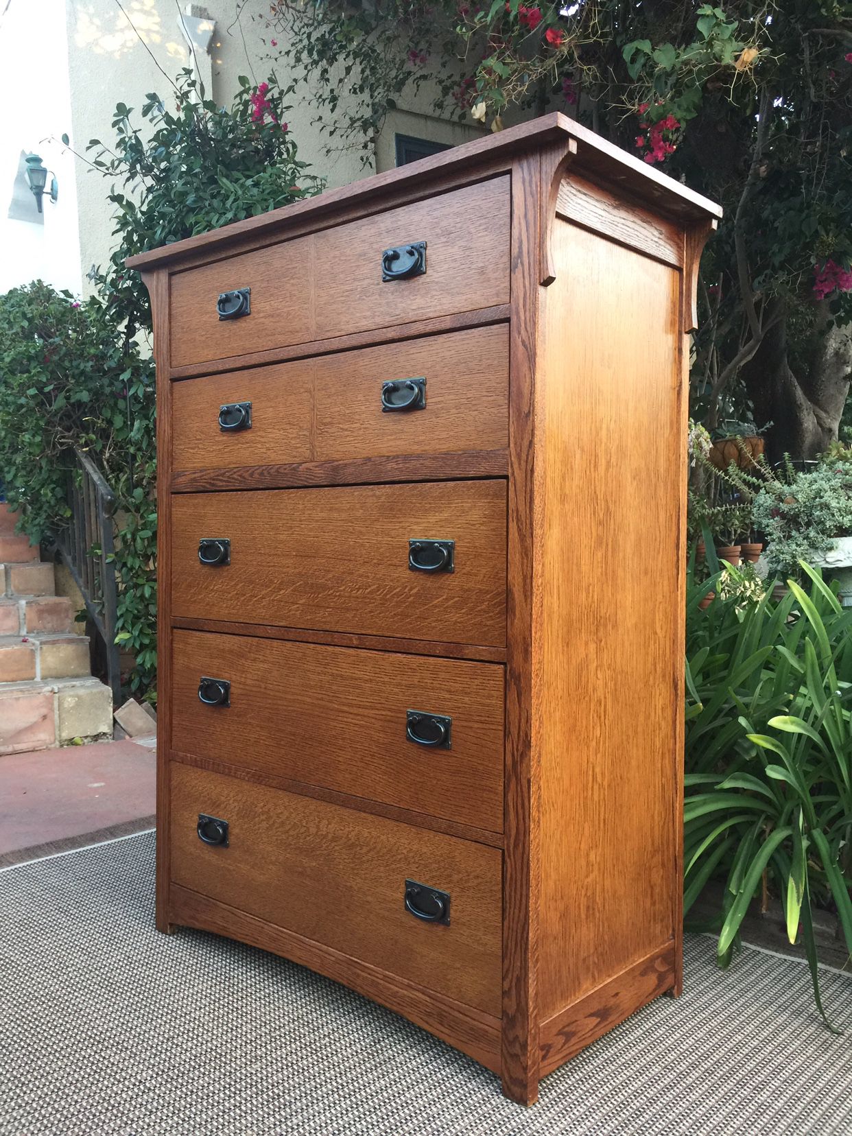 Large “Broyhill” Mission Craftsman Style Tall 5-Drawer Dresser Chest of Drawers 