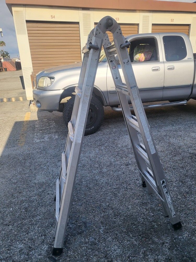 19 Ft Multi Postion Gorrila Ladder 75$