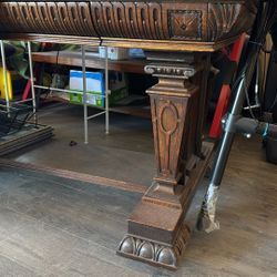 Classic solid wood office desks and dining tables