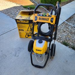 Dewalt 2400psi Electric Pressure Washer 