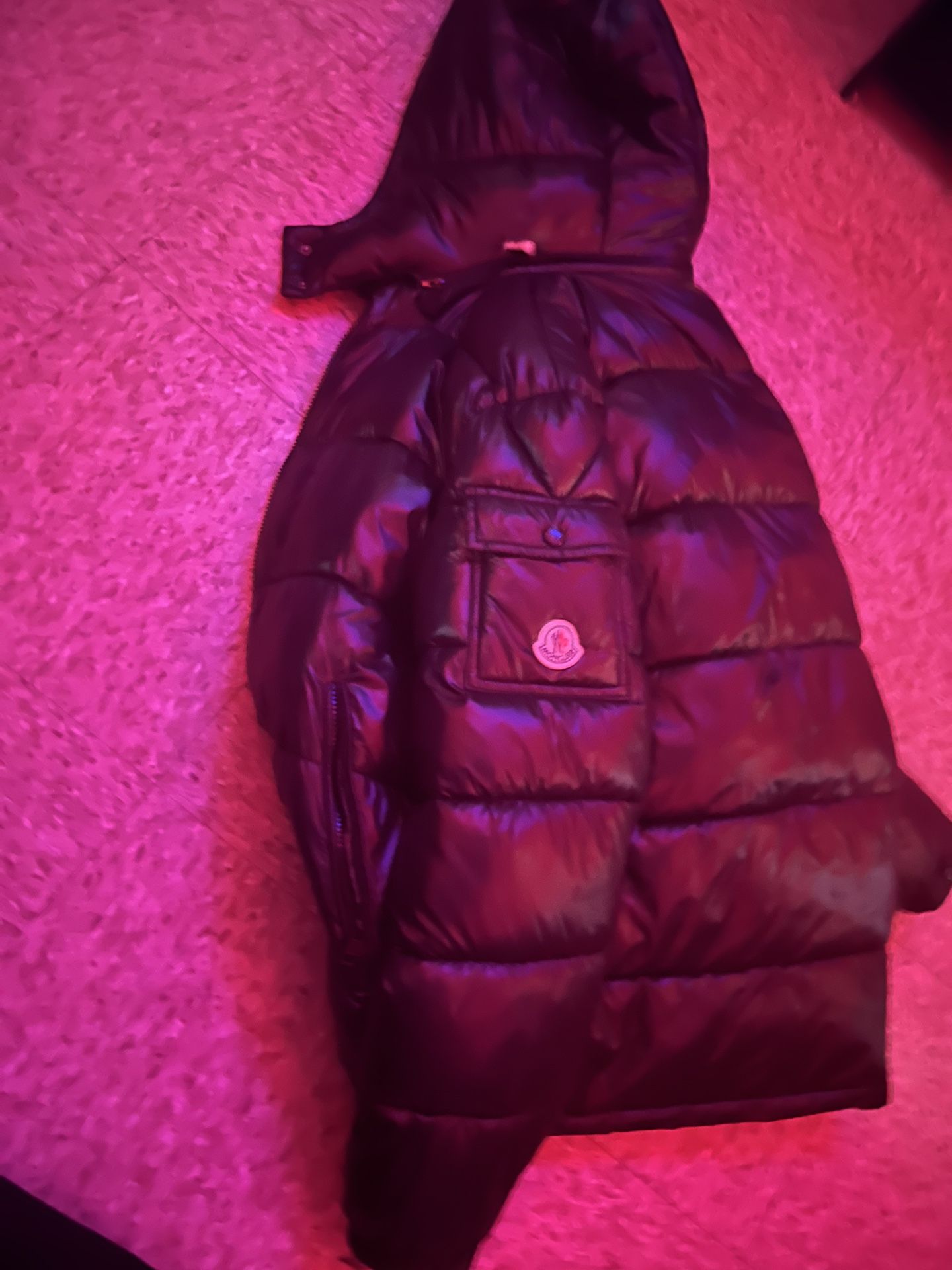 Moncler Large