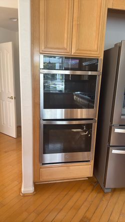 GE Profile 27” Smart wifi double wall oven