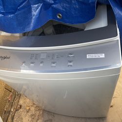 Washer / Dryer stack unit  Wirlpool