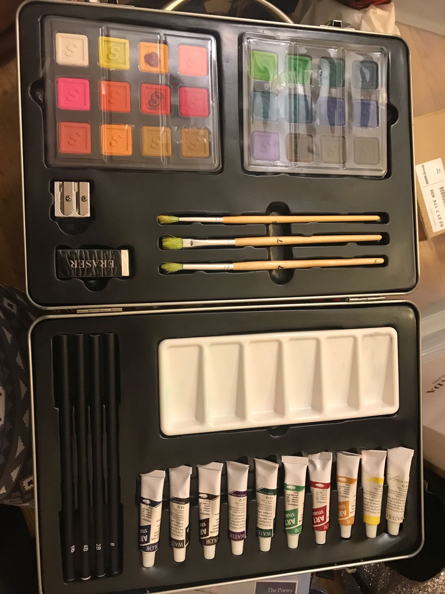 Art set [Good] - this whole set is only $8 now :)
