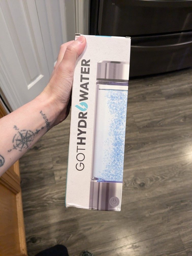 Gothydro Water Bottle (New)