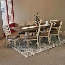 BOLANBURG TWO-TONE EXTENDABLE DINING SET Table & 8 Side Chairs