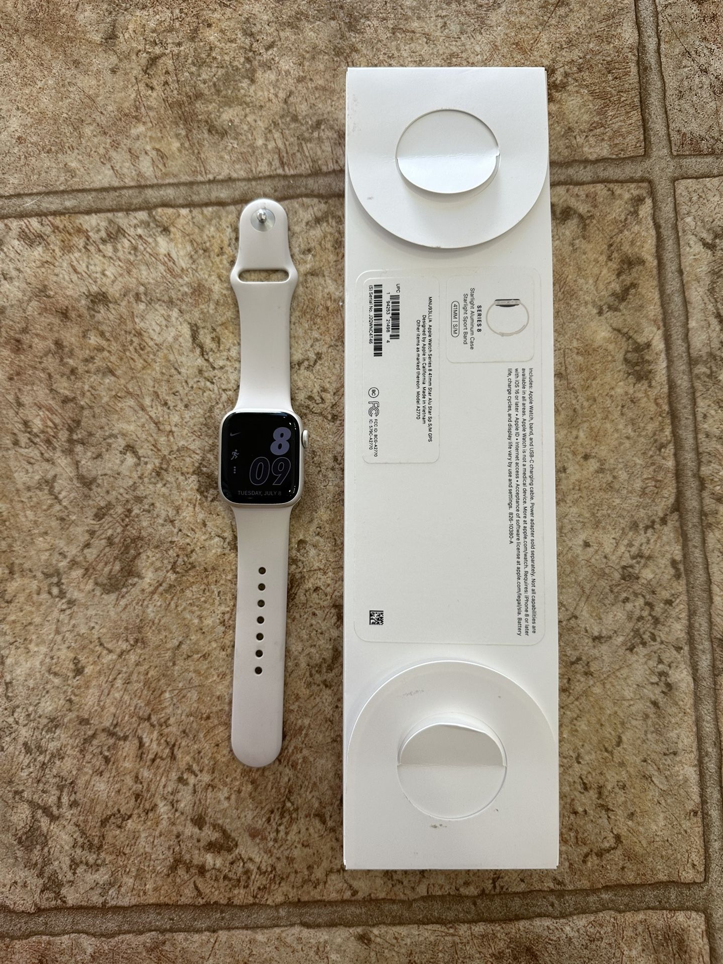 Apple Watch 41mm Starlight