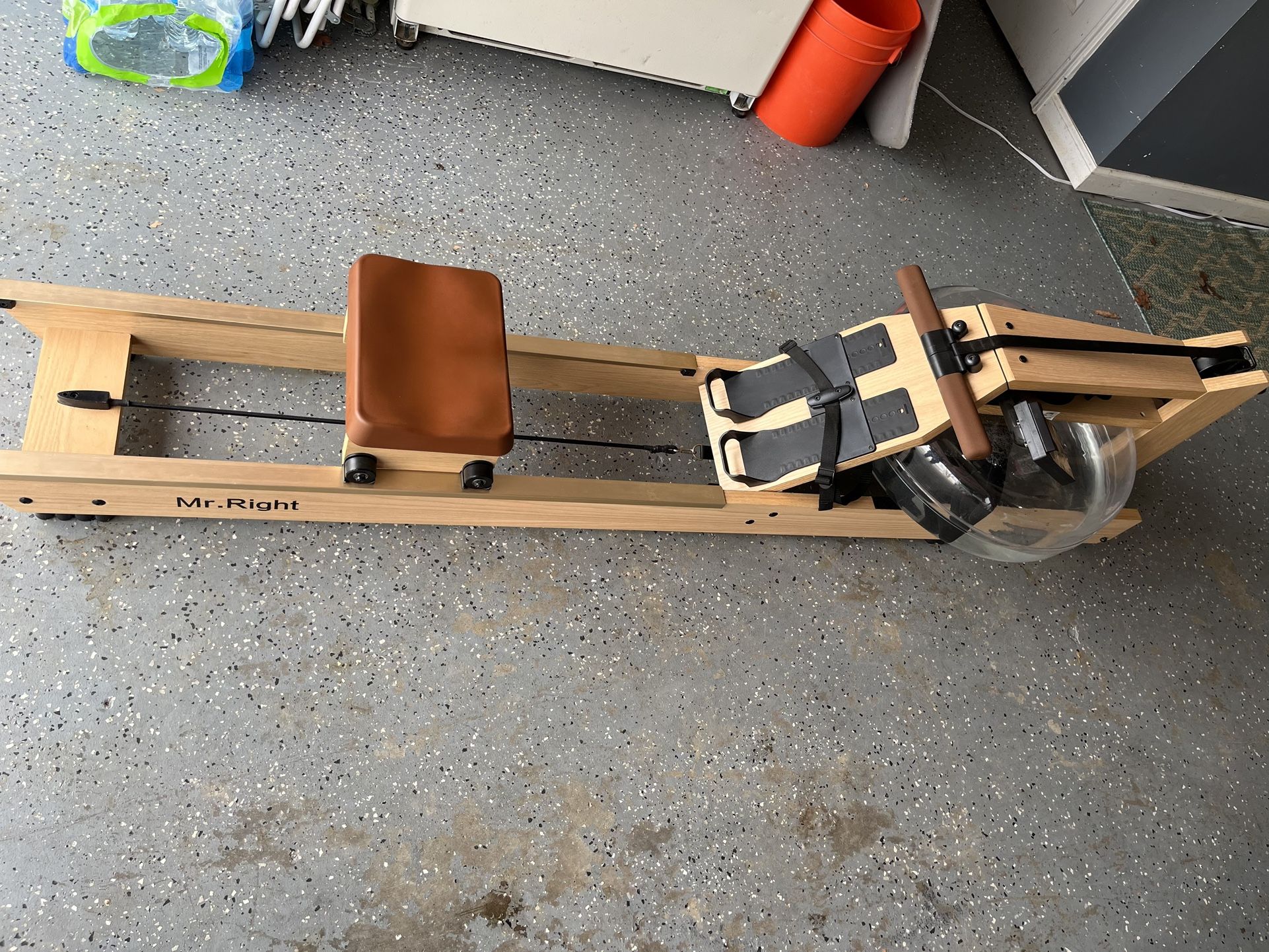 Mr. Right Water Rowing Machine