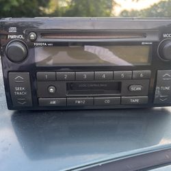 2004 Toyota  Camry Radio
