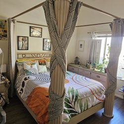 Wooden Canopy Bed Frame- Queen