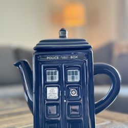 Doctor Who TARDIS Teapot