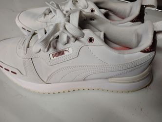 Puma White Rose Gold Low-Top Sneakers