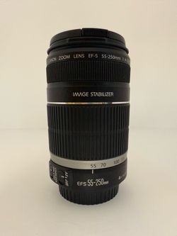 Canon EF-S 55-250mm f/4-5.6 IS Zoom lens w/caps for crop sensor Canon DSLRs