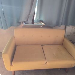 Yellow Couch Small - Tell Me When You want To Pu Pls