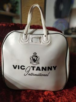 Vic Tanny International Gym Bag