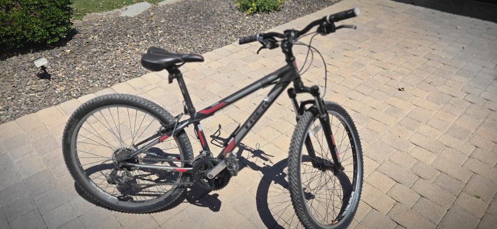Mountain Bike TREK 820 13"