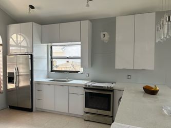 New kitchen cabinets