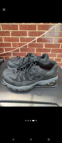Men's Steel toe shoes size 9.5