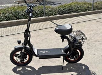 Phantom Ripro Electric Scooter –  | Like New | Warranty Included 🛴⚡