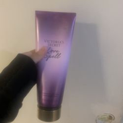 Love Spell Victoria Secret Lotion From The Palm Desert Mall Original Price 20$ New Price 5$